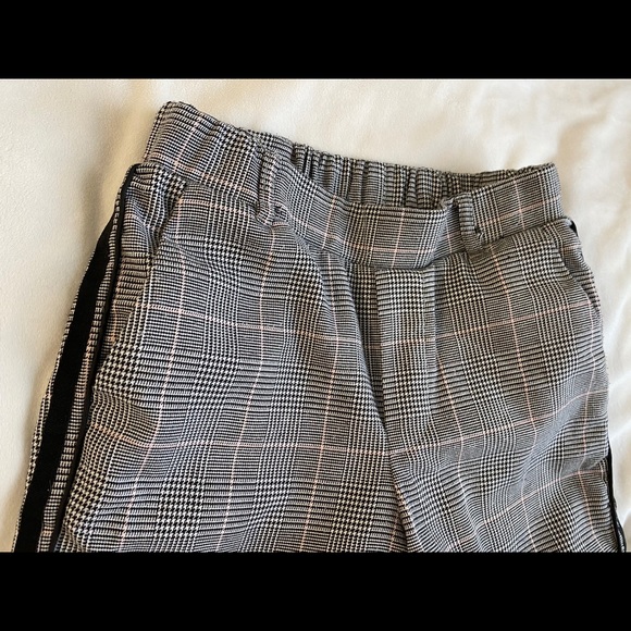 Plaid pants - Picture 2 of 3